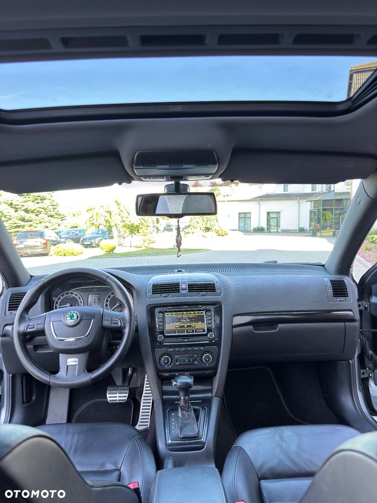 Skoda Octavia 2.0 TDI DPF RS DSG - 12