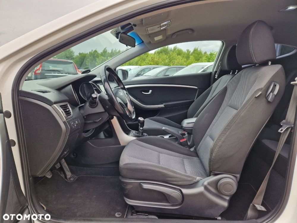 Hyundai i30 1.6 GDI Style - 5