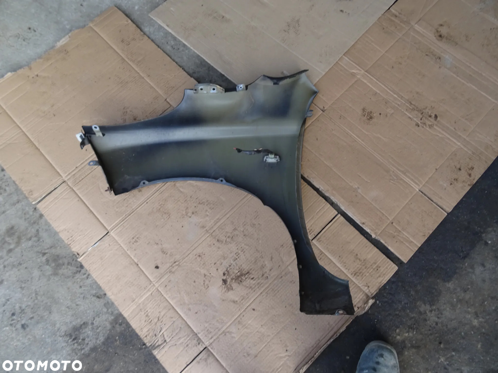 Błotnik Prawy Przód Nissan Micra K12 Z11G - 9