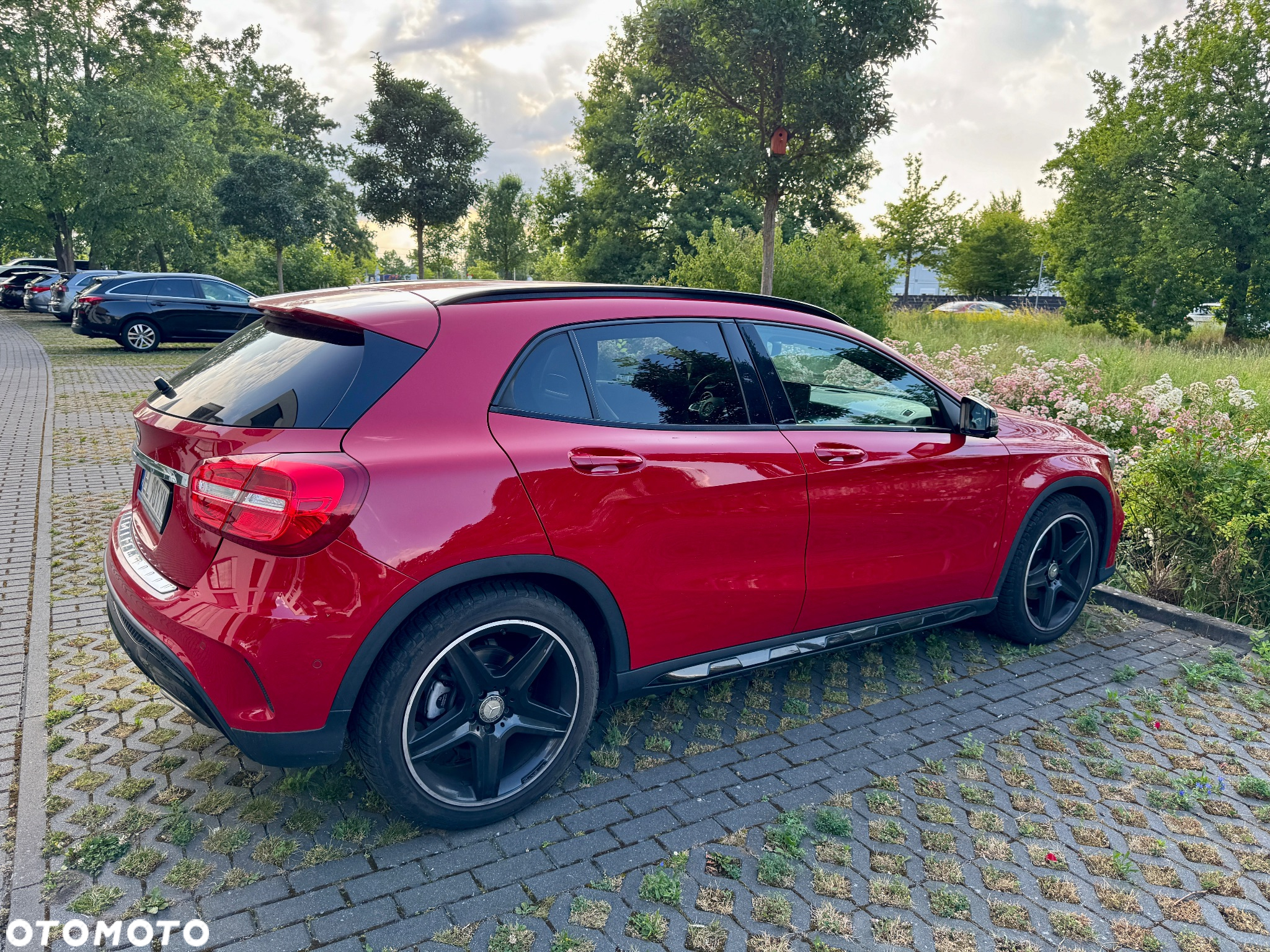 Mercedes-Benz GLA - 5