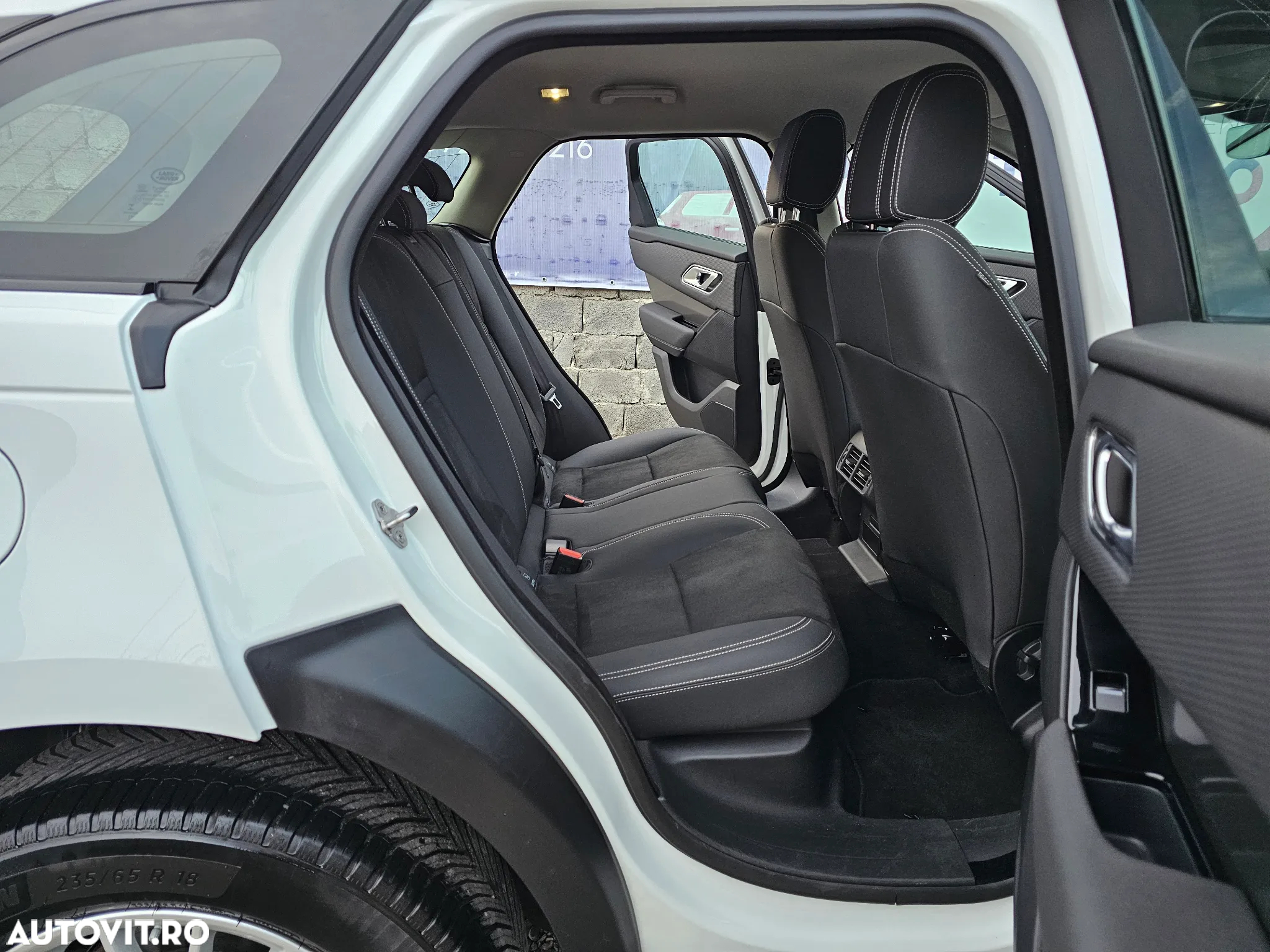 Land Rover Range Rover Velar - 32