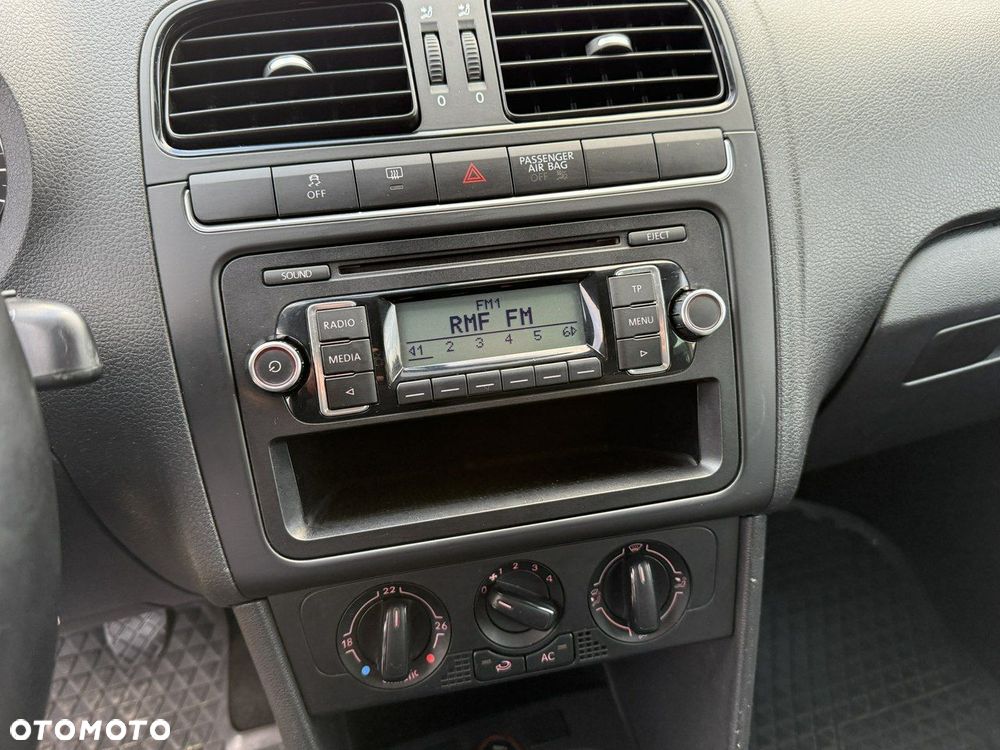 Volkswagen Polo - 26