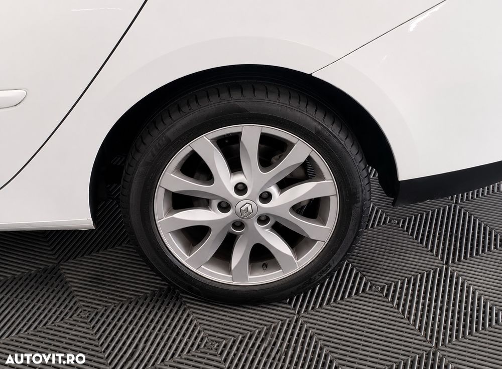 Renault Laguna dCi 110 FAP Expression - 15