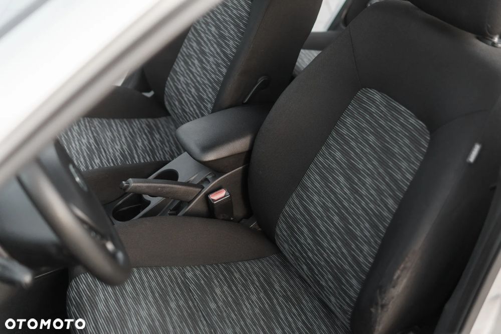 Kia Ceed - 19