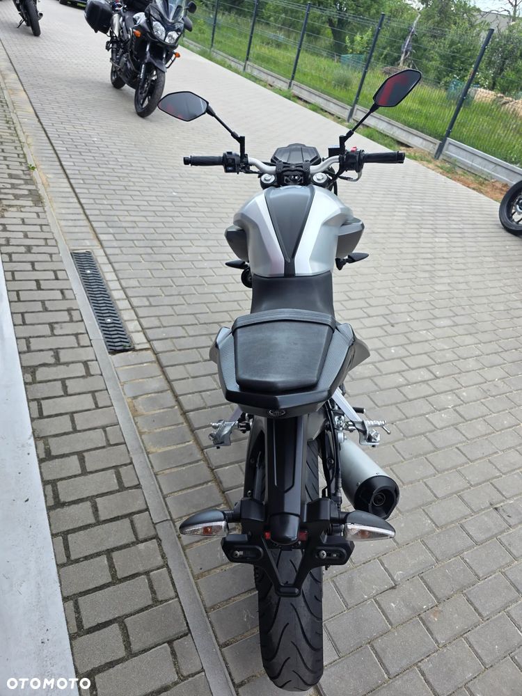 Yamaha MT - 29