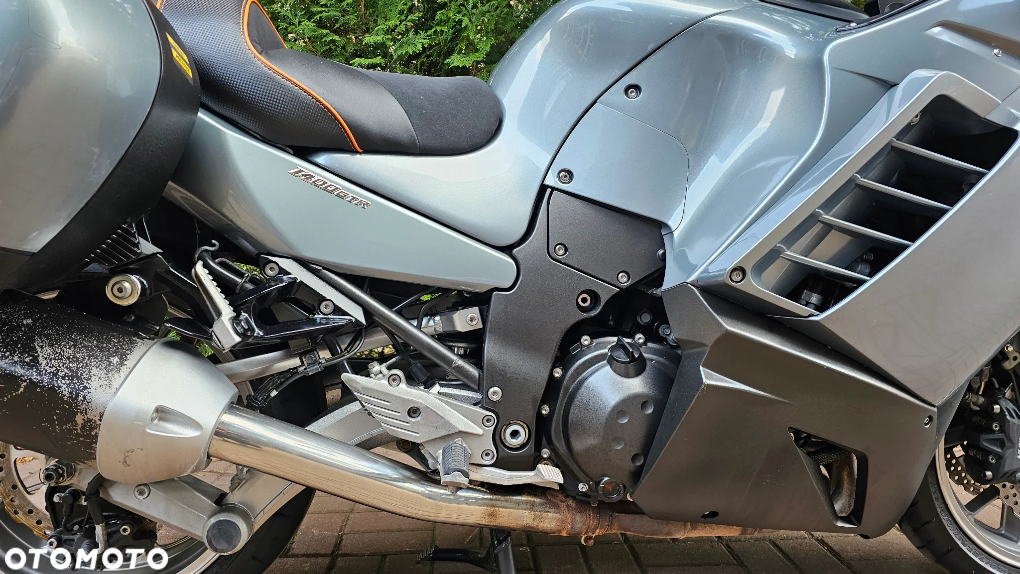 Kawasaki GTR - 11