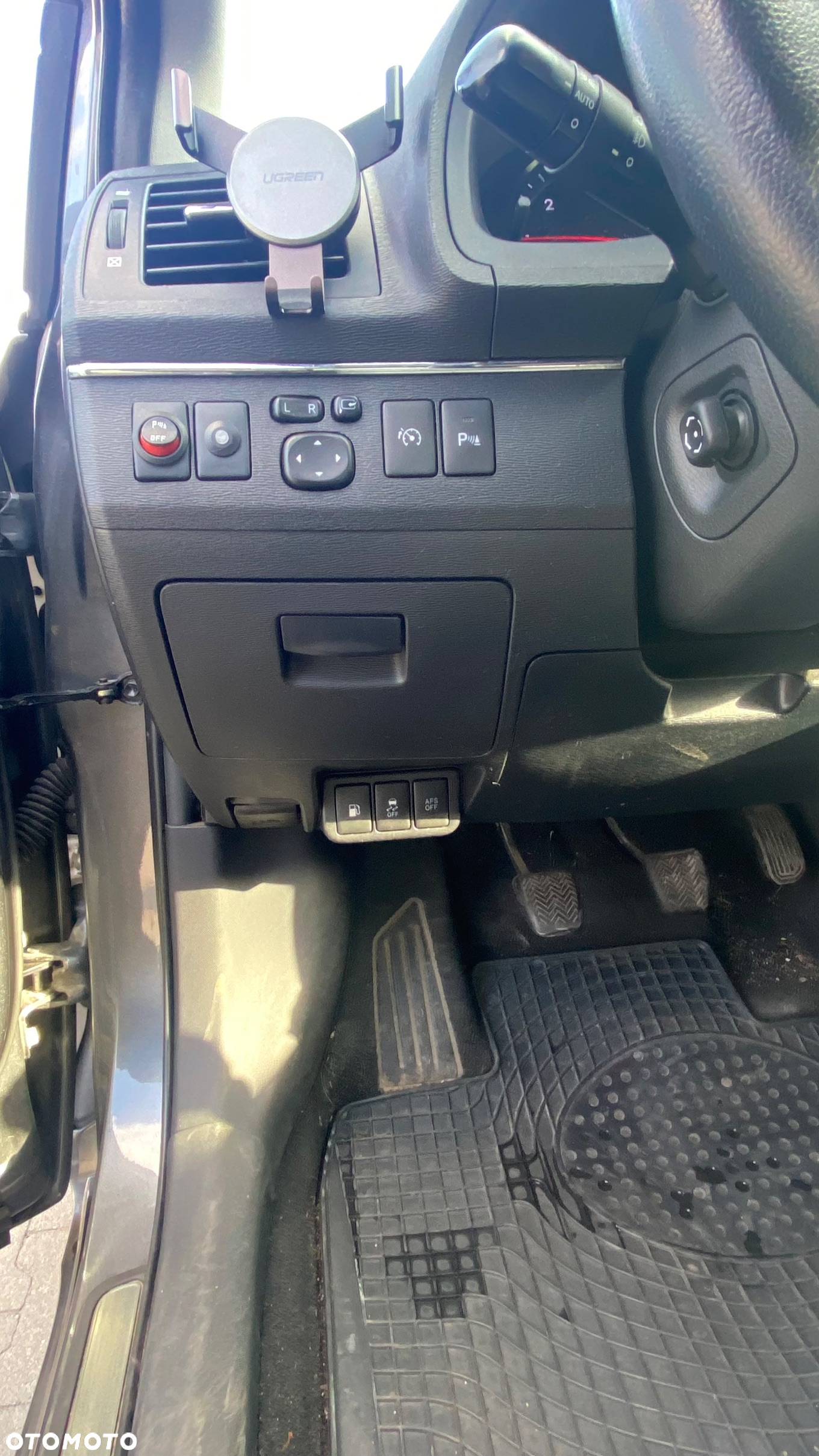 Toyota Avensis 2.2 D-CAT Prestige - 12