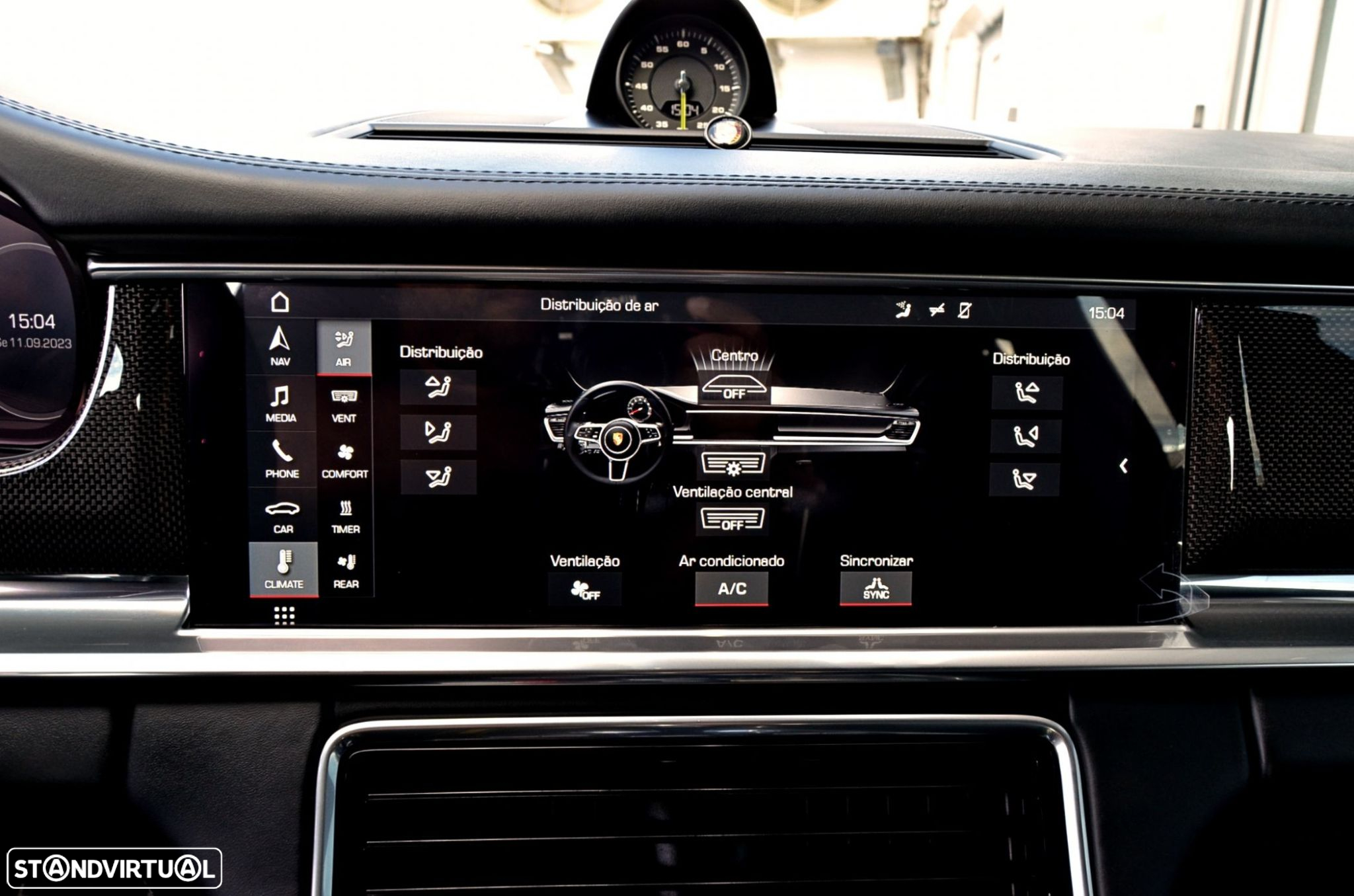 Porsche Panamera 4 E-Hybrid - 30