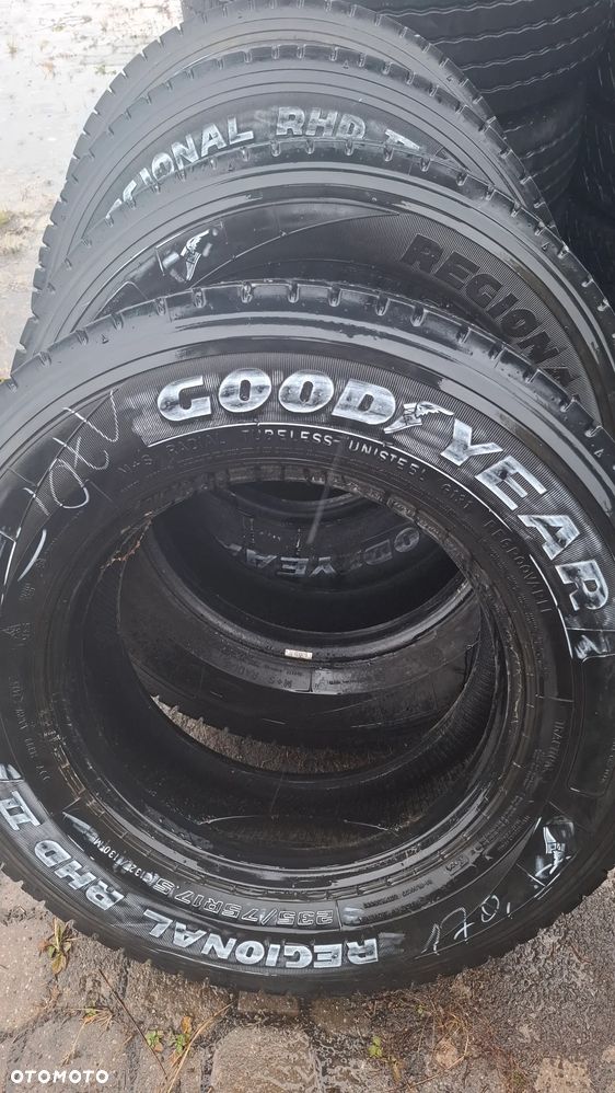 GOODYEAR REGIONAL RHDII 235/75R17.5