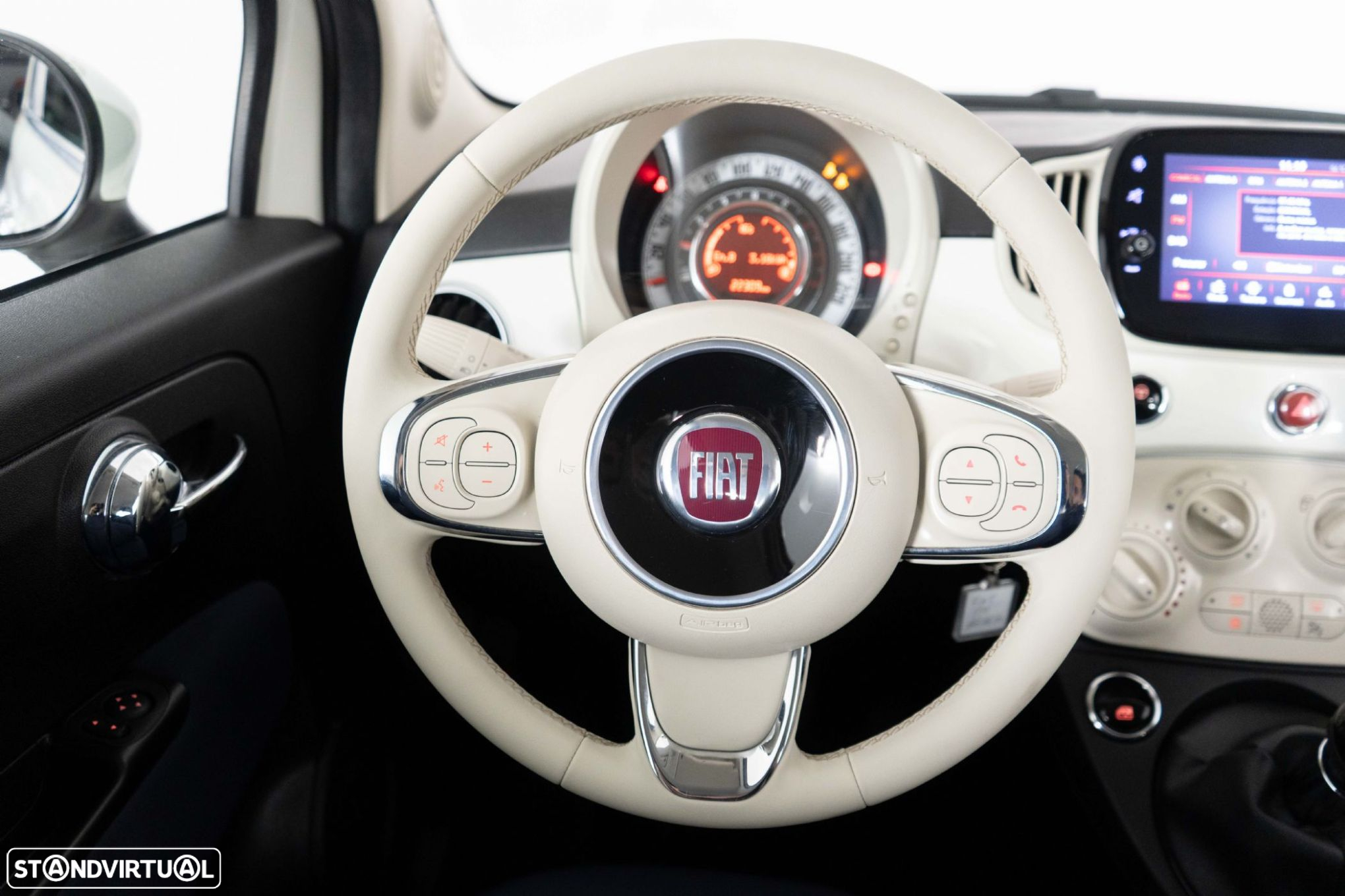 Fiat 500 1.0 Hybrid Connect - 23