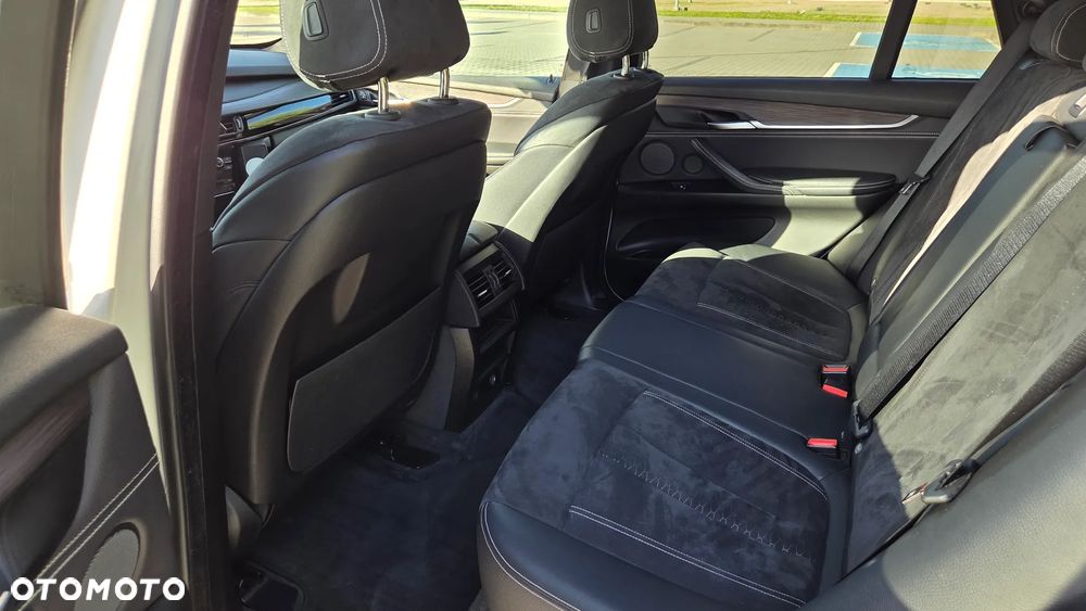 BMW X5 xDrive30d - 28