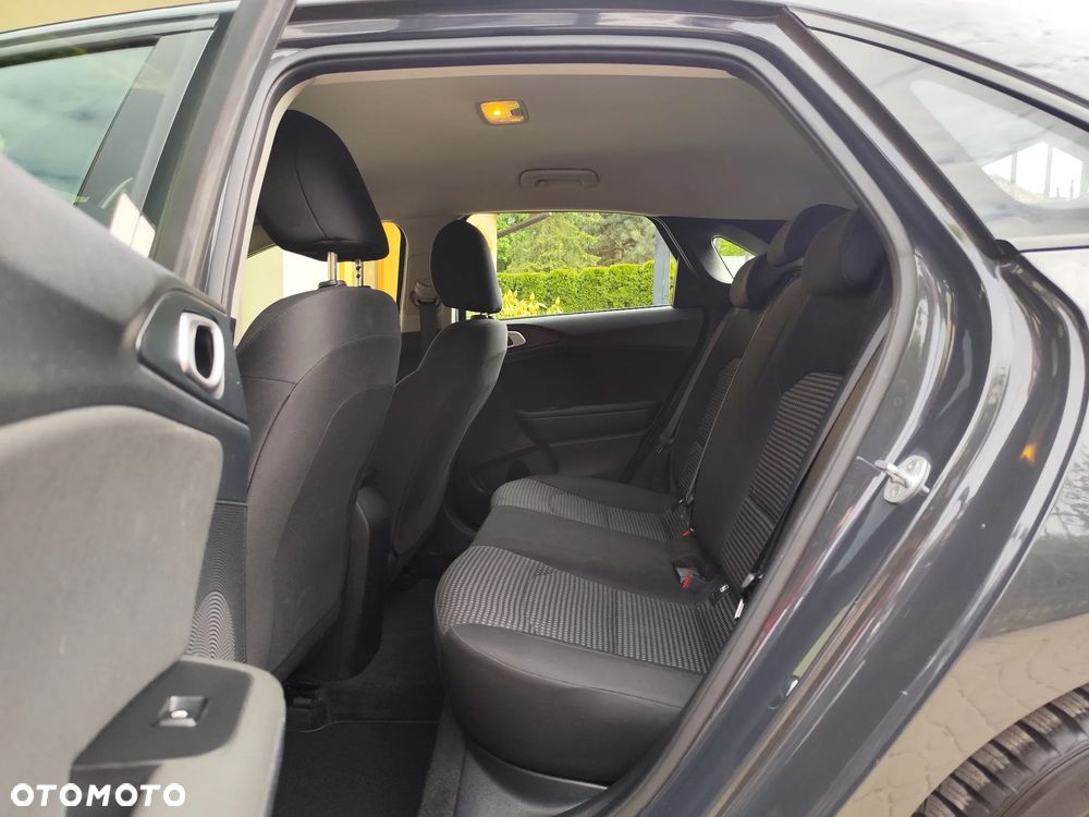 Kia Ceed 1.0 T-GDI S - 11