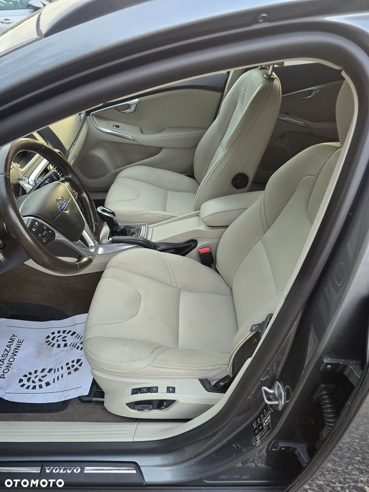 Volvo V40 Cross Country D2 Geartronic Summum - 23