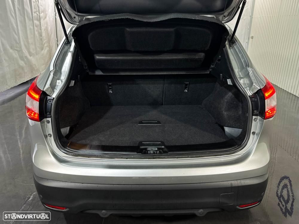 Nissan Qashqai 1.5 dCi N-Connecta Led - 17