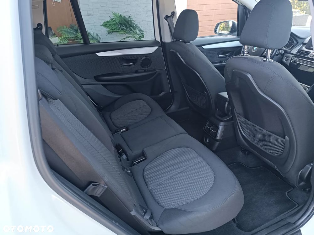 BMW Seria 2 220d GT Advantage - 23