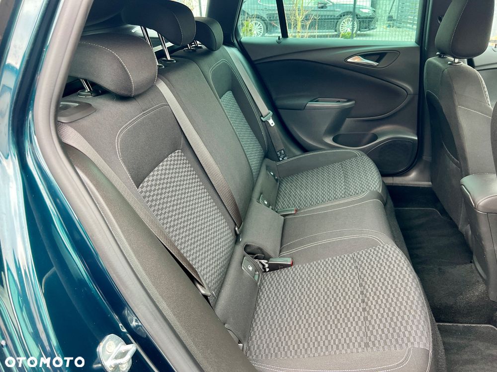 Opel Astra 1.4 Turbo Dynamic - 19