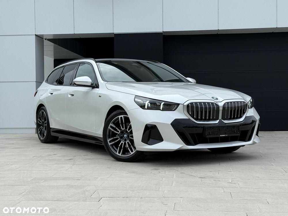 BMW Seria 5 520d xDrive Touring - 15