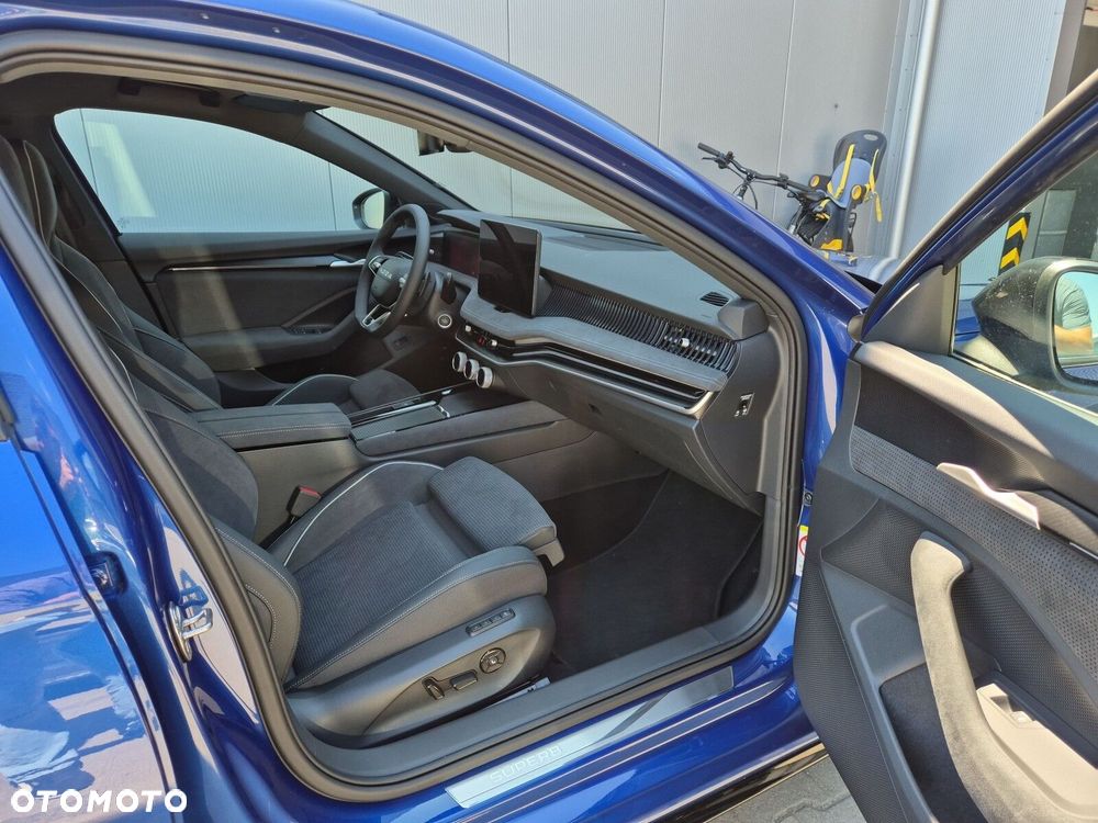 Skoda Superb 2.0 TSI Sportline DSG - 16