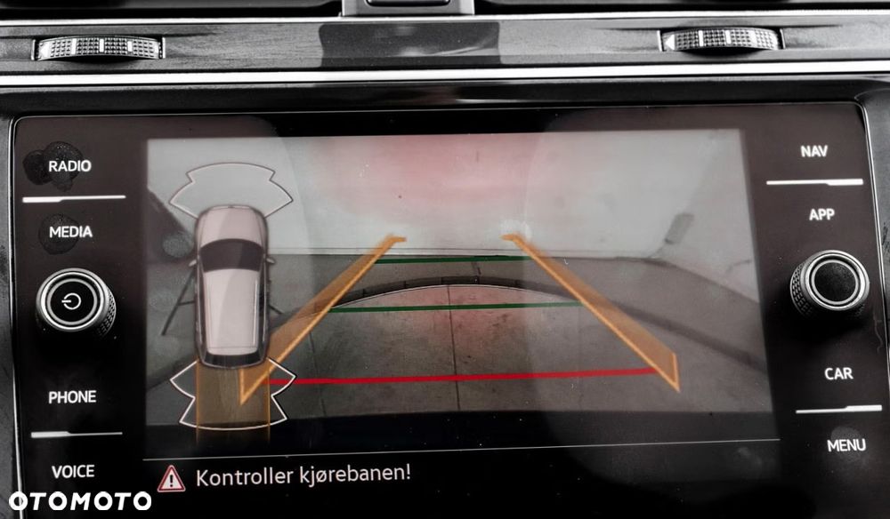 Volkswagen Tiguan - 17
