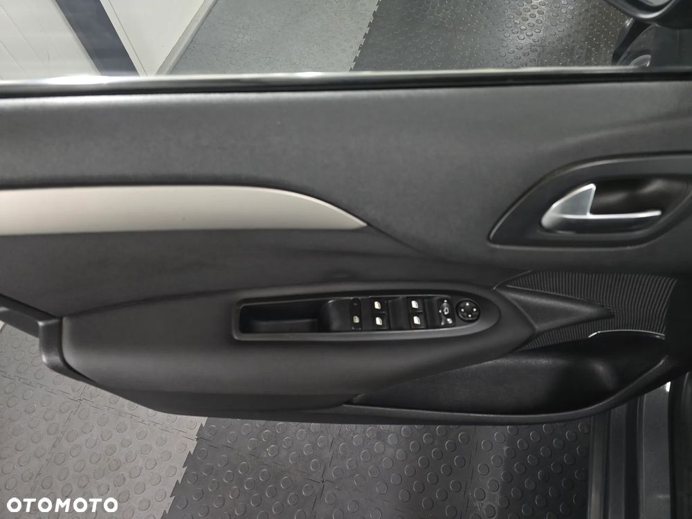 Citroën C4 VTi 120 Style - 8