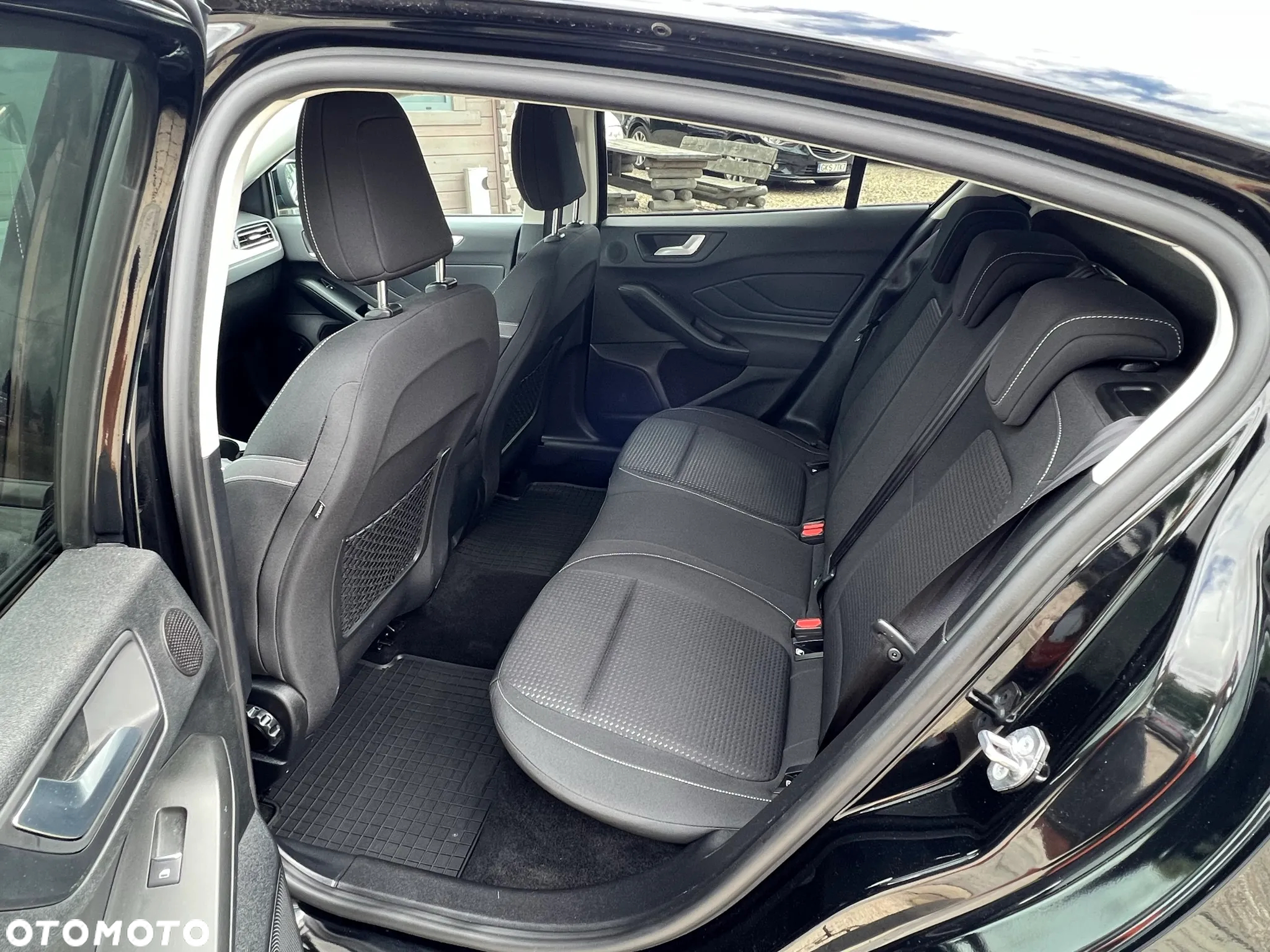 Ford Focus - 24