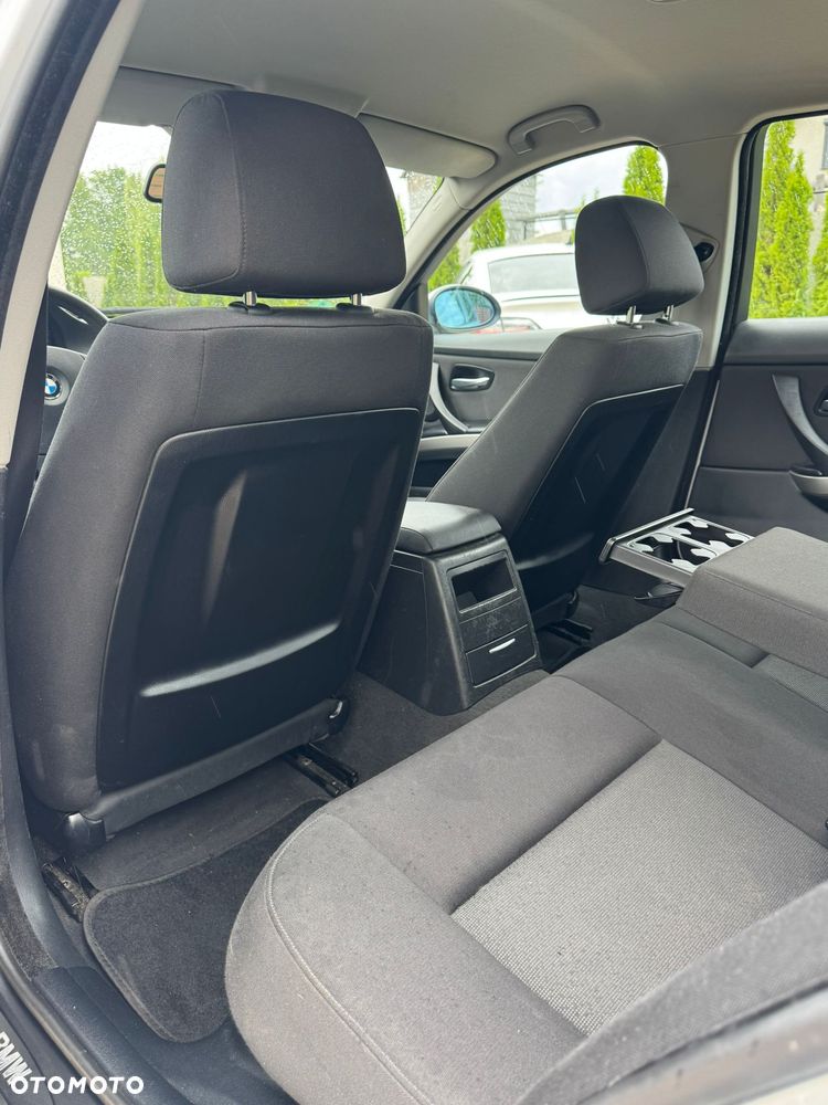 BMW Seria 3 320i - 23