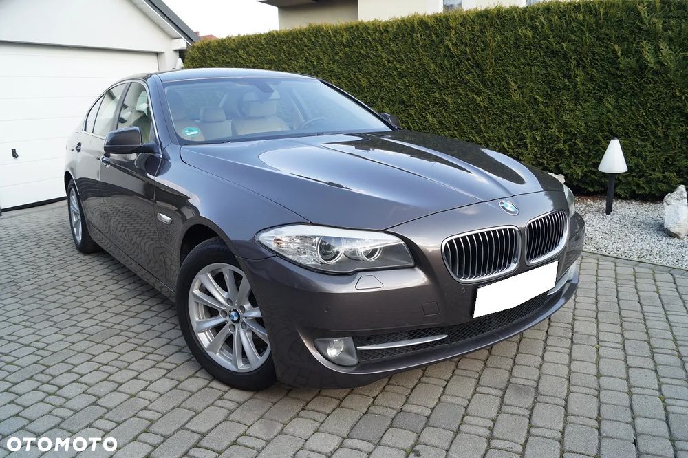 BMW Seria 5 520i - 12