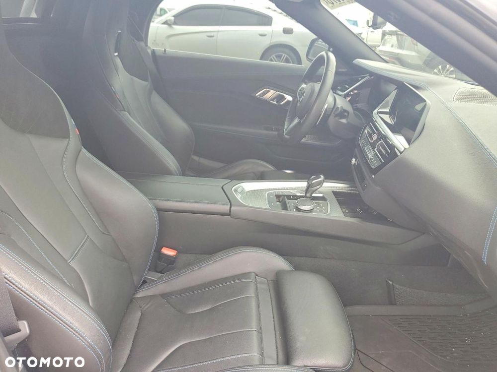 BMW Z4 sDrive30i - 8