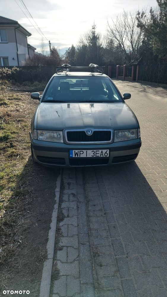 Skoda Octavia 2003 photo 4