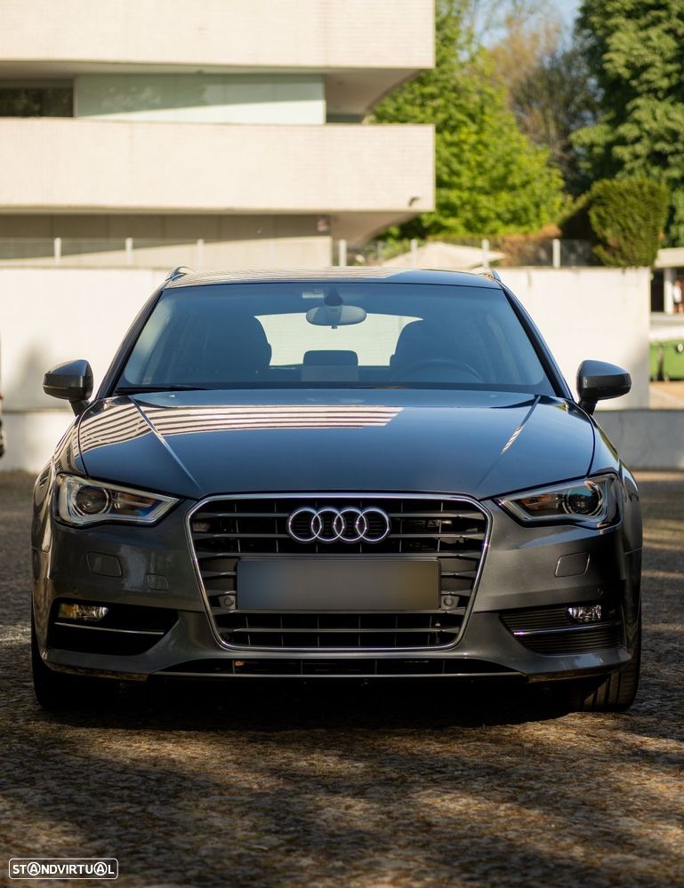 Audi A3 Sportback 2.0 TDI Advance - 9