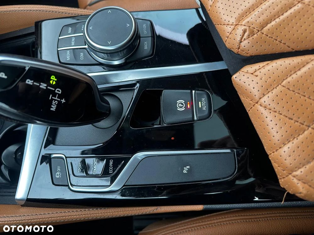 BMW Seria 5 530d Luxury Line - 17