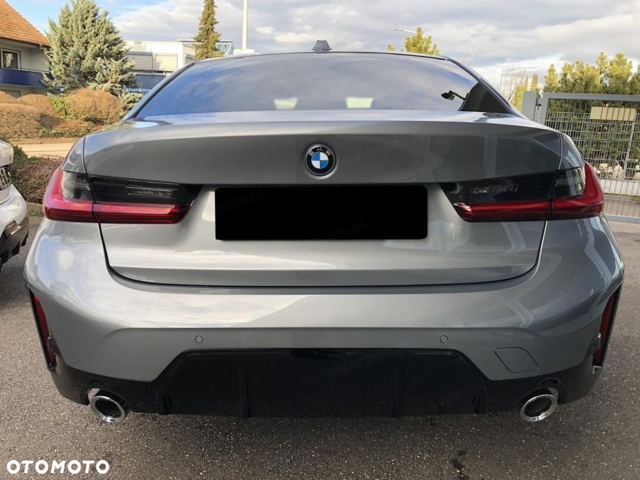 BMW Seria 3 318i M Sport - 5