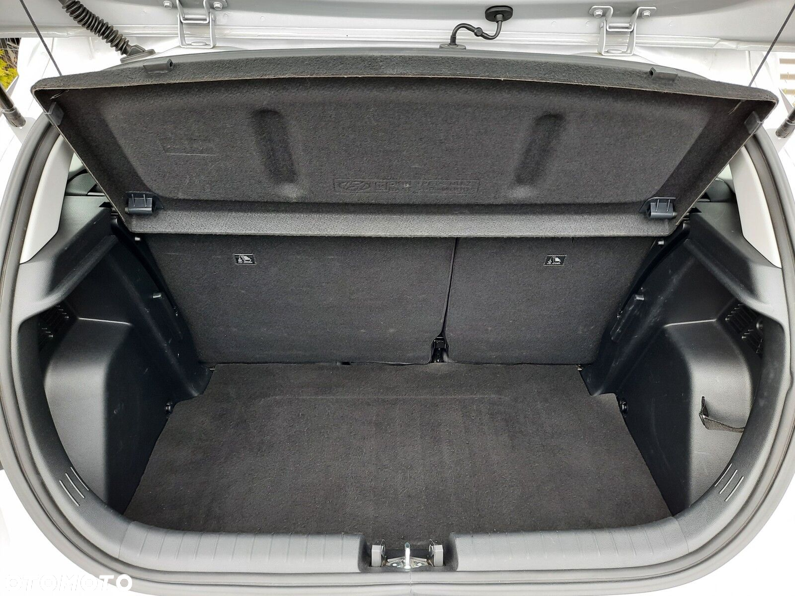 Hyundai i20 1.2 Modern - 19