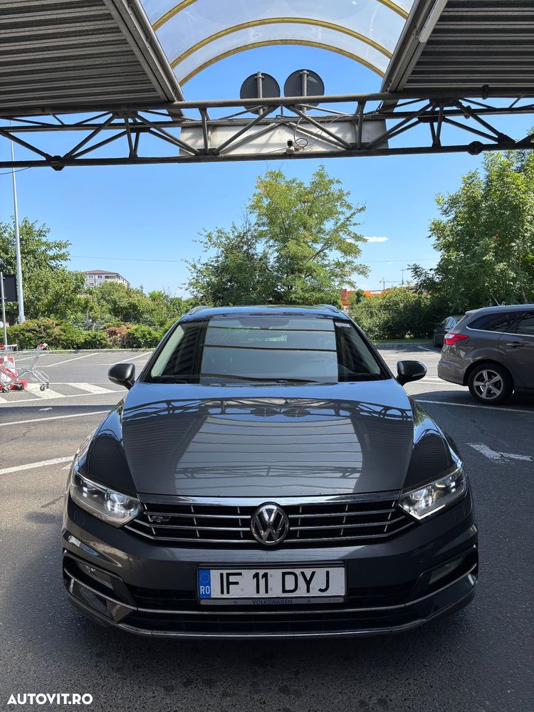 Volkswagen Passat 1.6 TDI SCR DSG Business - 2
