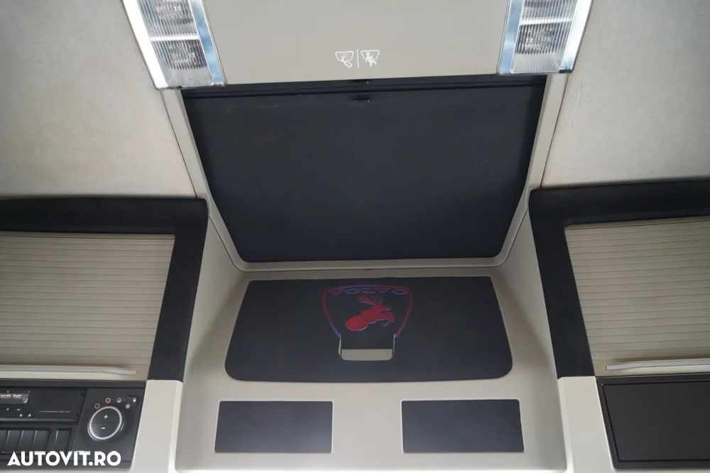 Volvo FH 500 / SOLO / 6X2 / I-PARK COOL / DHOLLANDIA LIFT / PUNTE RIDICATĂ / DIRECȚIE / PODEA REZISTENTĂ - 35