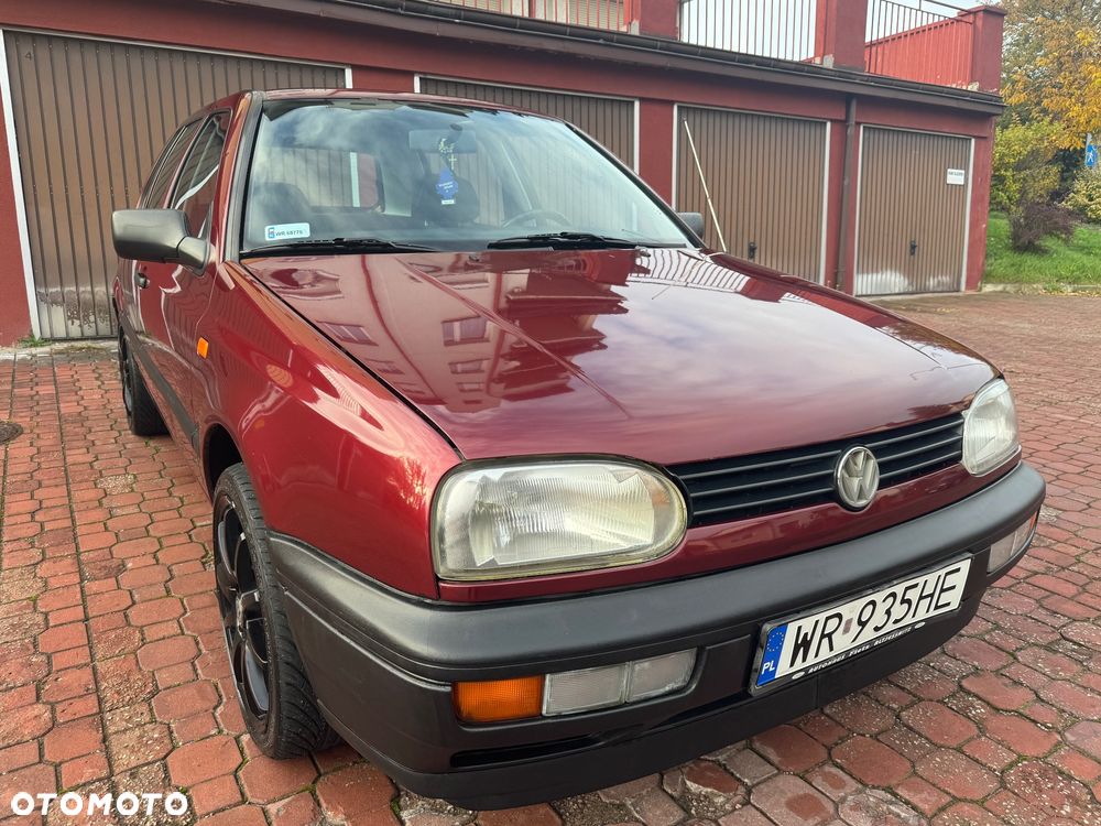 Volkswagen Golf - 5