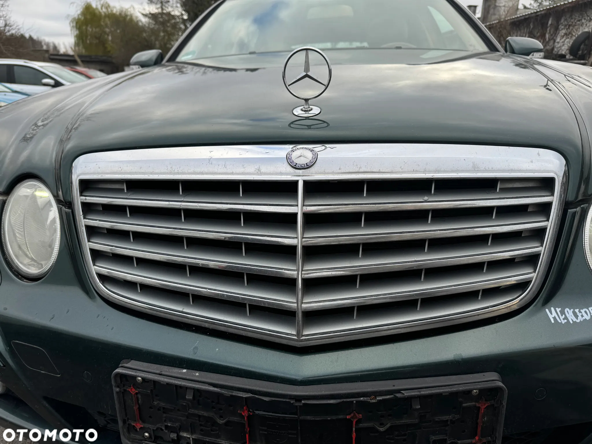 MERCEDES BENZ W211 LIFT MASKA POKRYWA SILNIKA C300 - 11