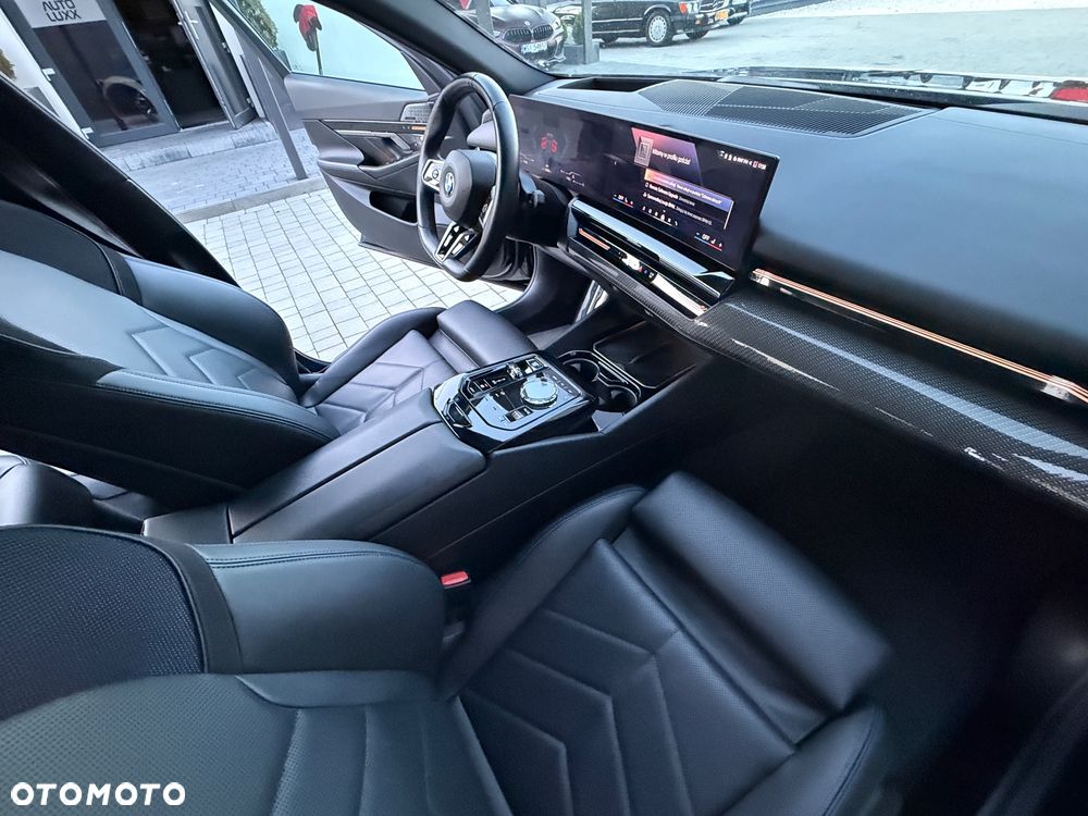 BMW Seria 5 520d xDrive mHEV M Sport - 15