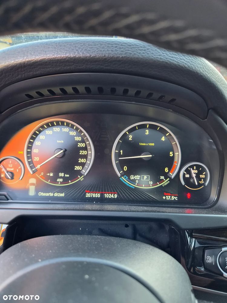 BMW X5 xDrive40d - 35