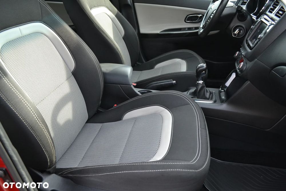 Kia Ceed 1.6 GDI Platinum Edition - 18