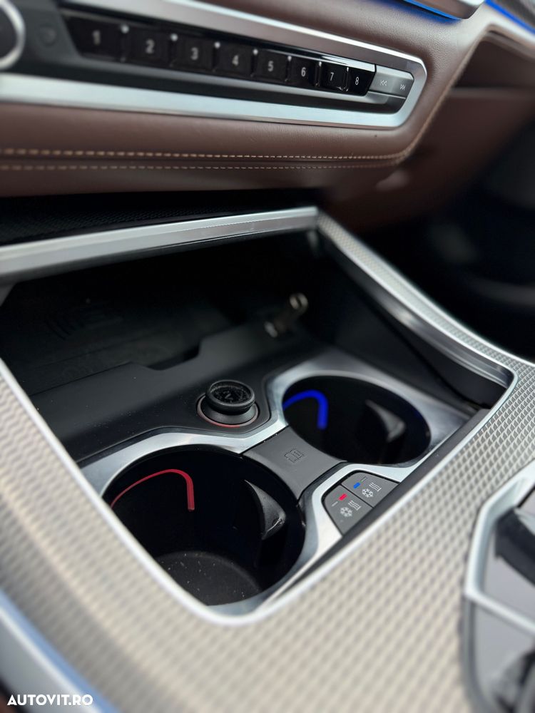 BMW X5 xDrive45e - 27