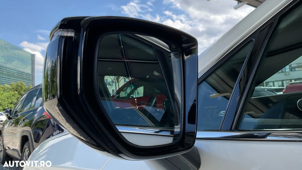 Lexus UX 250h FWD Executive - 16
