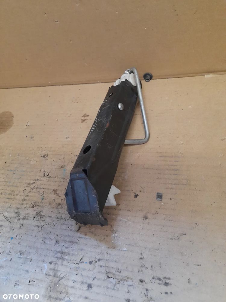 podnośnik samochodowy lewarek - 5