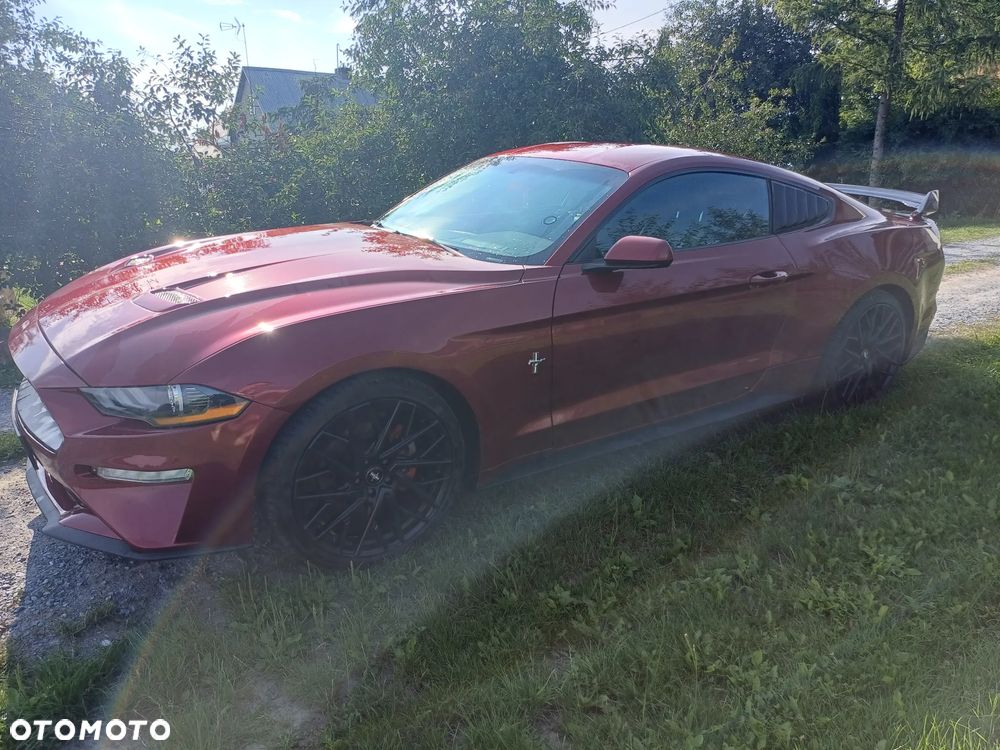 Ford Mustang - 4