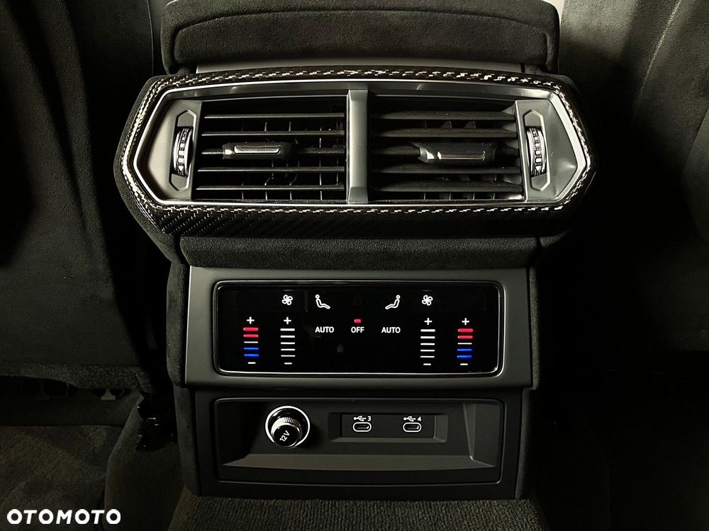 Lamborghini Urus - 25