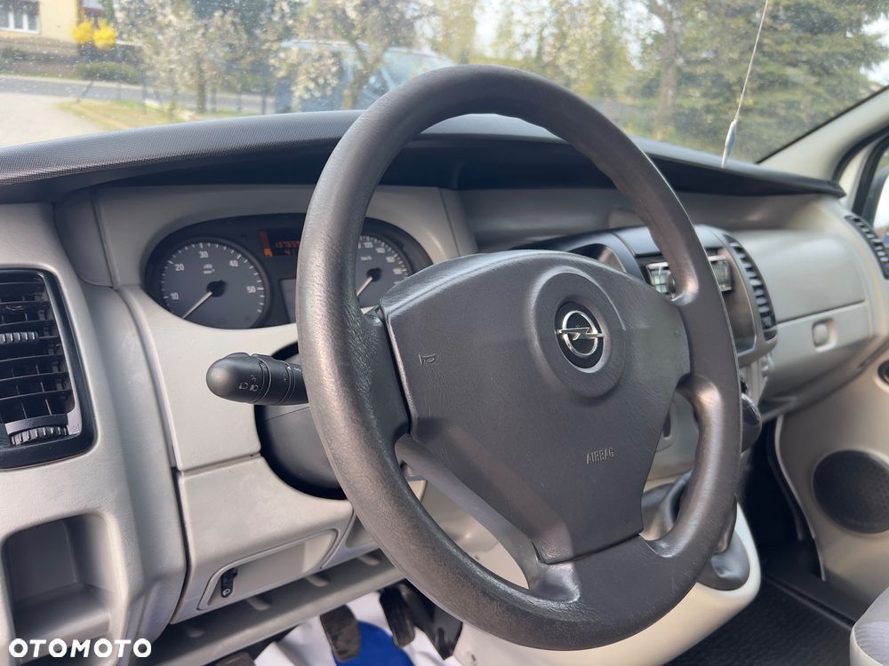 Opel Vivaro - 29