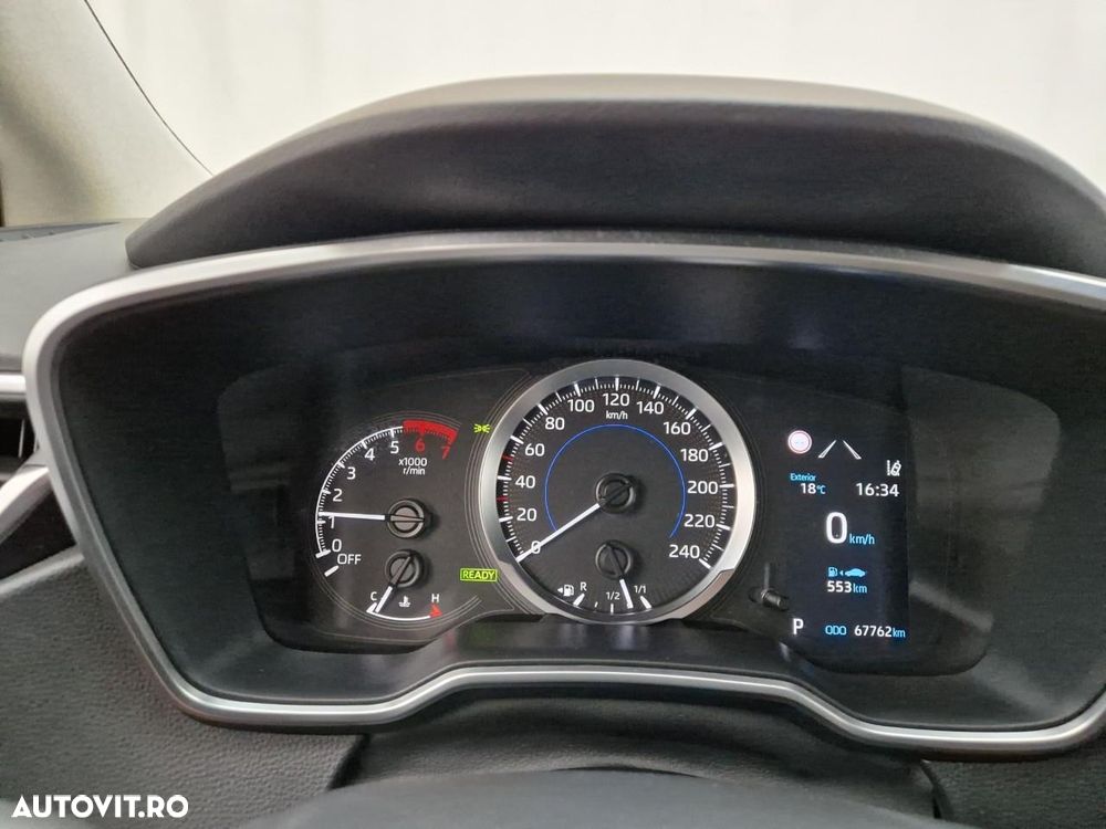 Toyota Corolla Sedan 1.8 HSD Business - 5