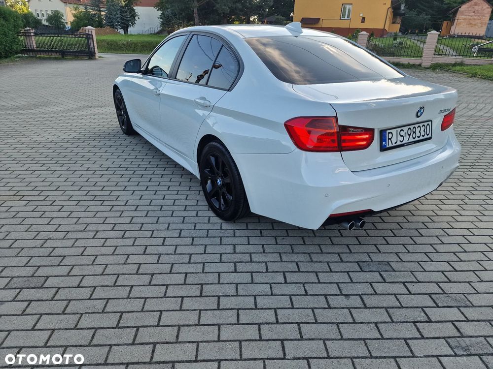 BMW Seria 3 330d - 4