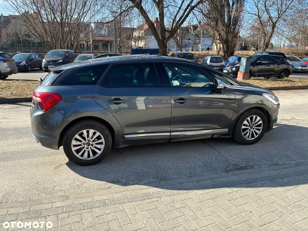 Citroën DS5 1.6 BlueHDi SoChic - 3