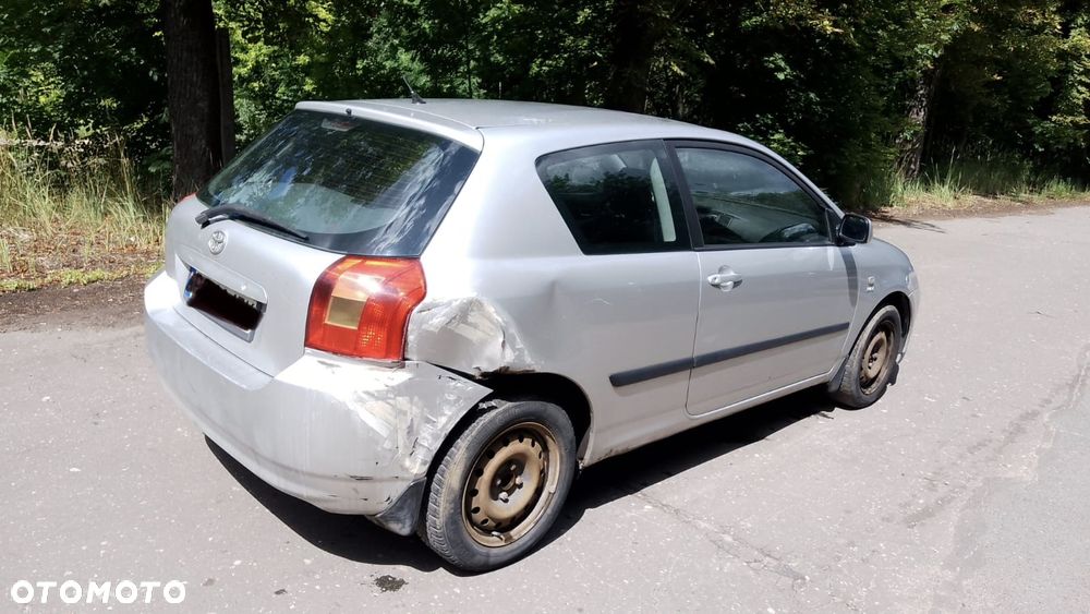 Toyota Corolla 1.4 VVT-i Base - 4